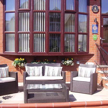 Bed & Breakfast Langtrys Blackpool