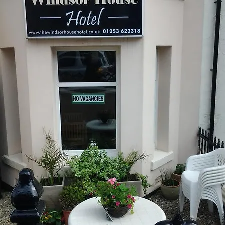 Bed & Breakfast Windsor House