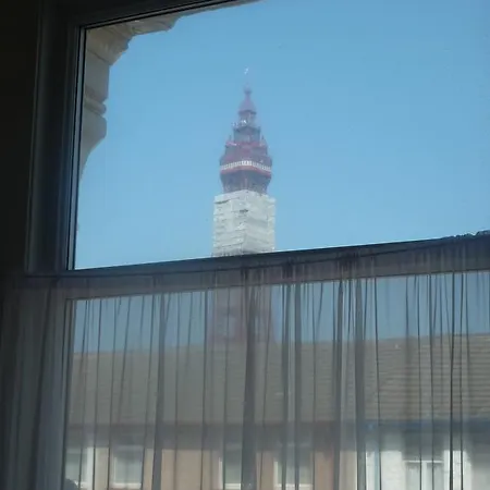 Windsor House Bed & Breakfast Blackpool