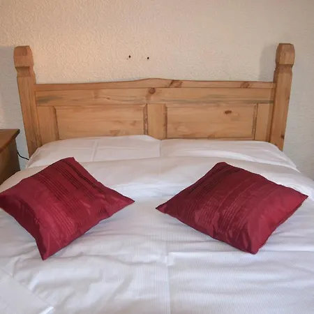 Bed and breakfast Camelot Seafront *