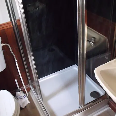 The Derby Guest house 3*