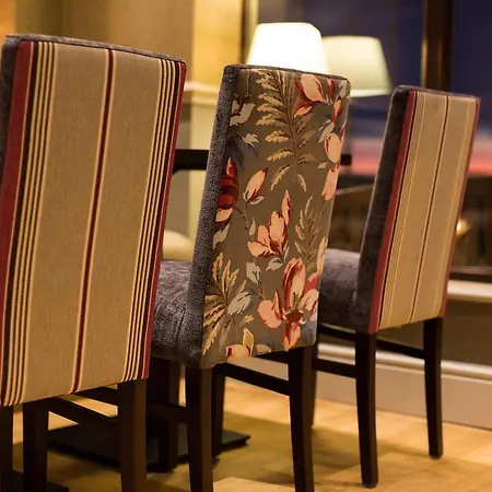Sheraton ホテル 3*