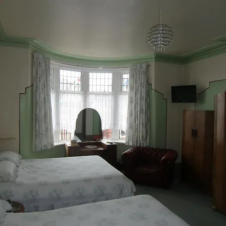 Hotel St Ives Blackpool