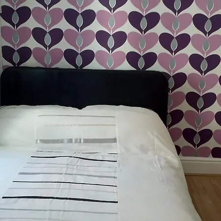 Hotel Airedale 2*