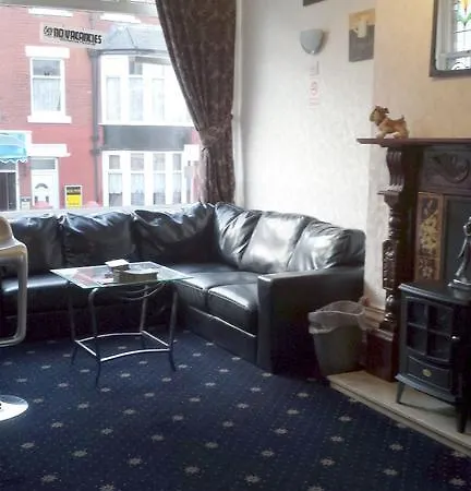 Airedale Hotel 2*