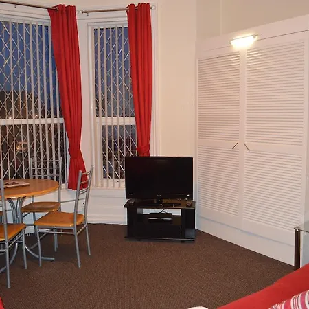 Apartment Ayrton House *