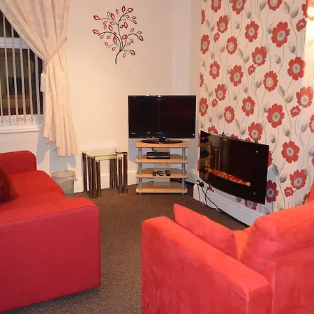 Apartment Ayrton House *