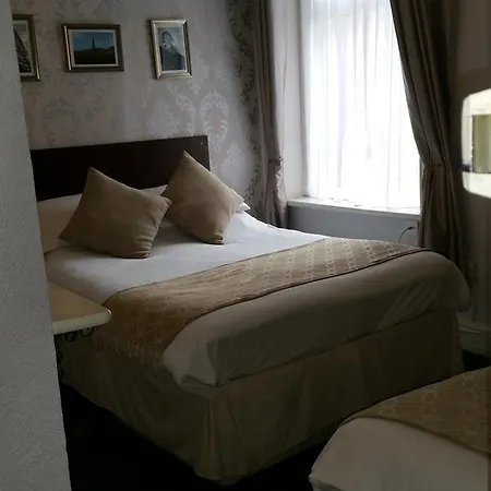 Bed & Breakfast Thorncliffe 3*