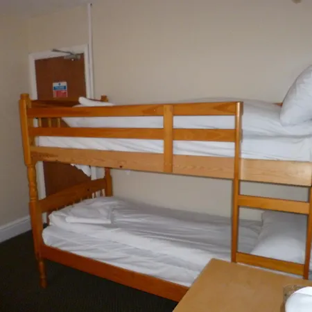 Bed & Breakfast The Lark Blackpool