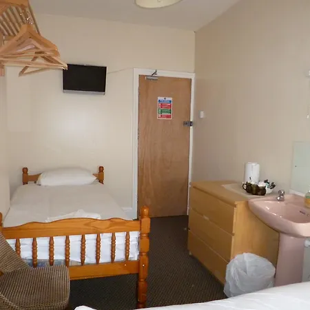 Bed & Breakfast The Lark Blackpool