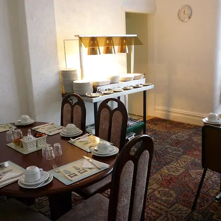 Bed & Breakfast The Cleveland Blackpool