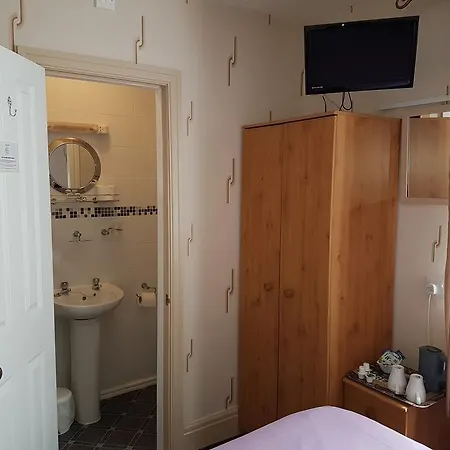 Kings Court Families & Couples Blackpool