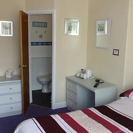 Bed & Breakfast Kings Court Families & Couples 3*
