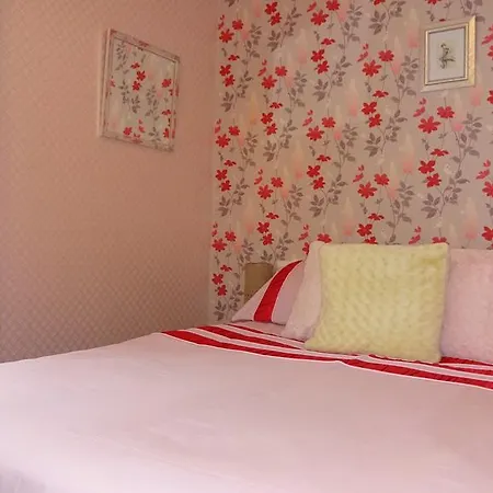 Bed & Breakfast Kings Court Families & Couples
