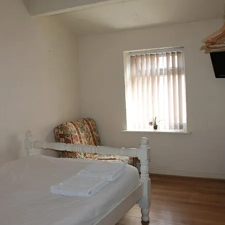 Bed & Breakfast Brecks Blackpool