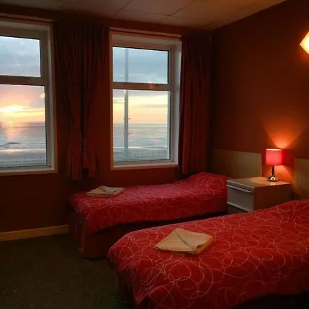 Hotel Funky Towers 3*
