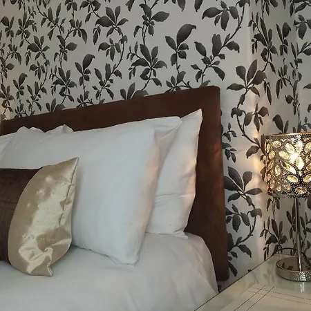 Mardonia 3* Blackpool