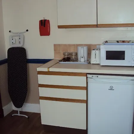 Apartment Burton House *