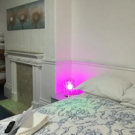 데인스코트 로지 블랙풀