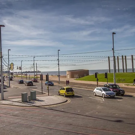 New Promenade 2* Blackpool