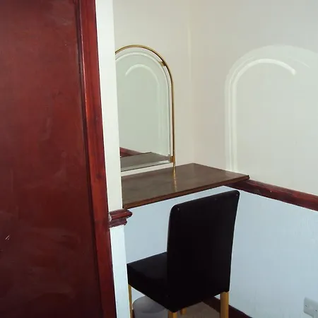 Burton House Apartment