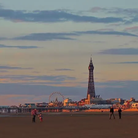 The Piermont - * Blackpool