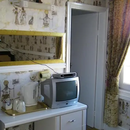 Hotel The World 3*