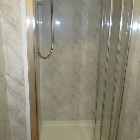The Riversvale B&B Bed & Breakfast Blackpool