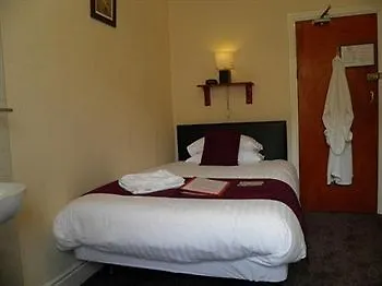 Lynbar Szálloda 4*