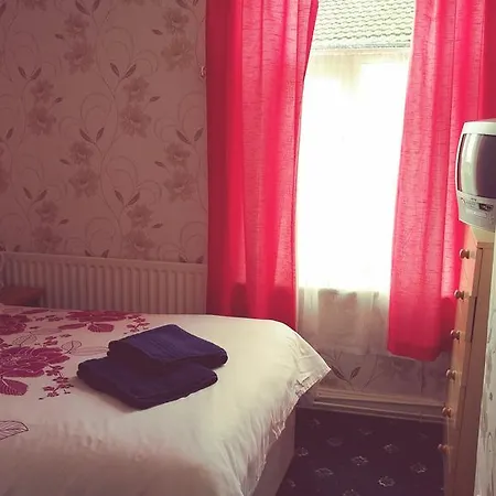 Guest house The Woodley 2*