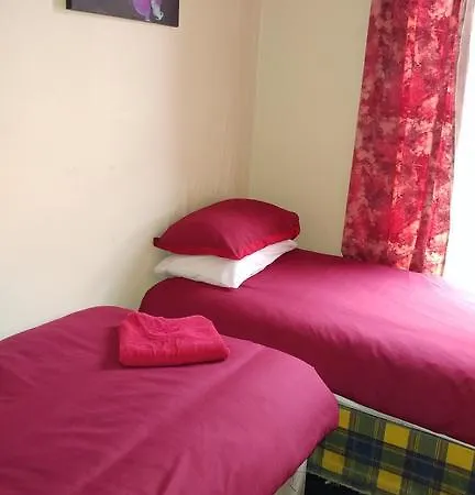 Guest house The Woodley