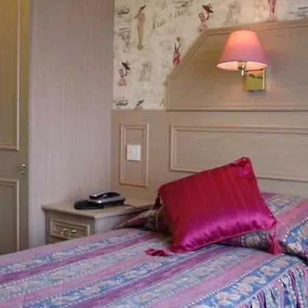 The Parisienne 2* Blackpool