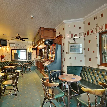 Royal Oakwell 3*