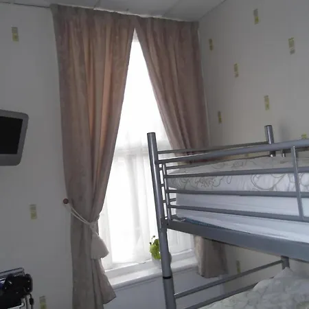 Guest house J's Mayfair 3*