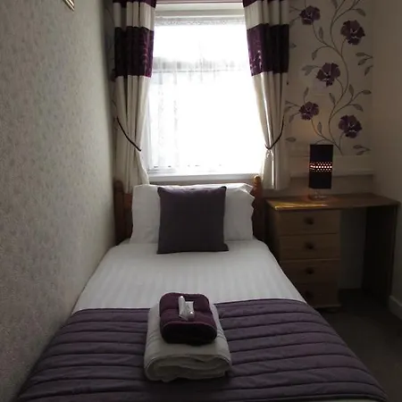 Bamford House 3*