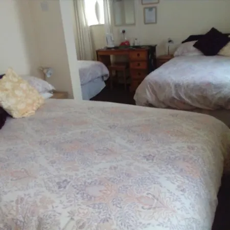 Windsor House Bed & Breakfast *