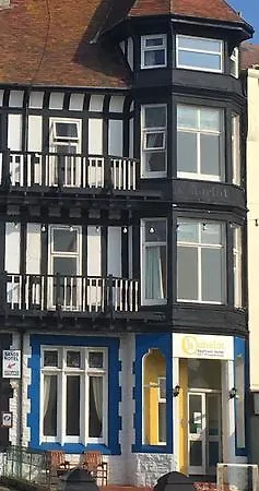 Bed & Breakfast Camelot Seafront