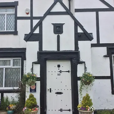 The Old Coach House 4* Blackpool