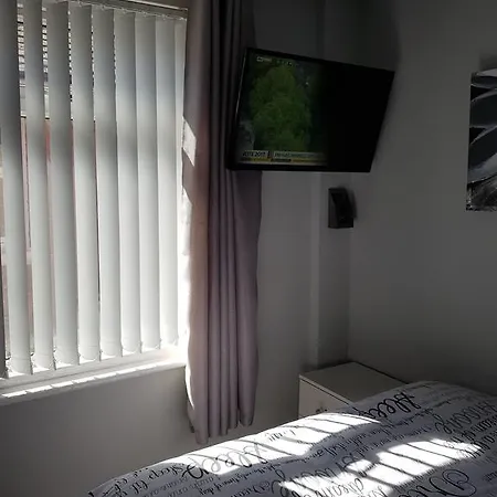 Somerset House Apartment *