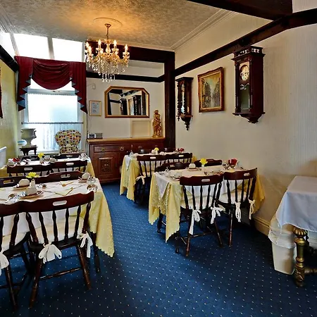 Falklands Bed & Breakfast Blackpool