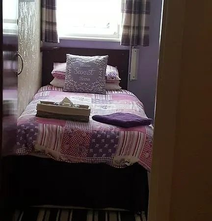 St Kildas, Hotel