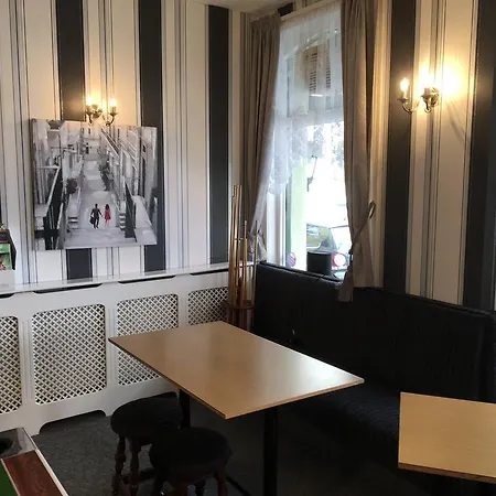 Greenmount Hotel Guest house 3*