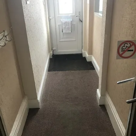 Macleods Guest house Blackpool
