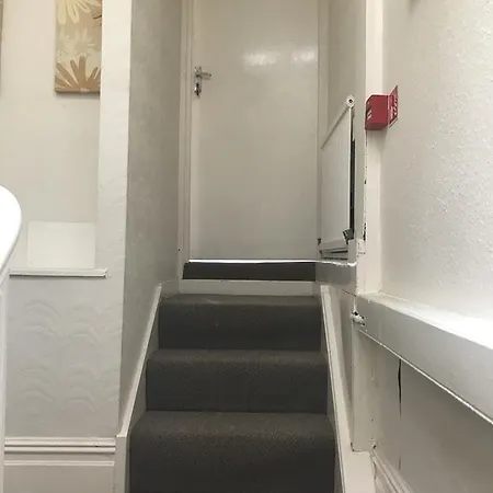 Guest house Macleods