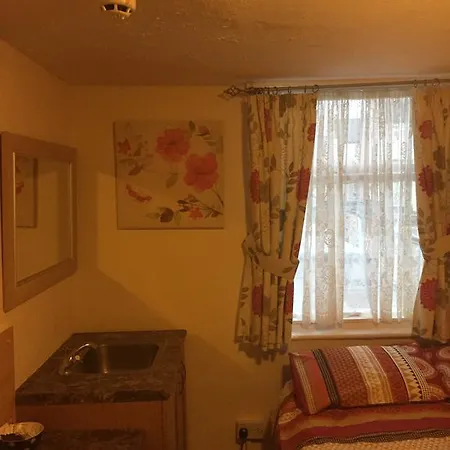 Trevaslodge - Families Only 2*