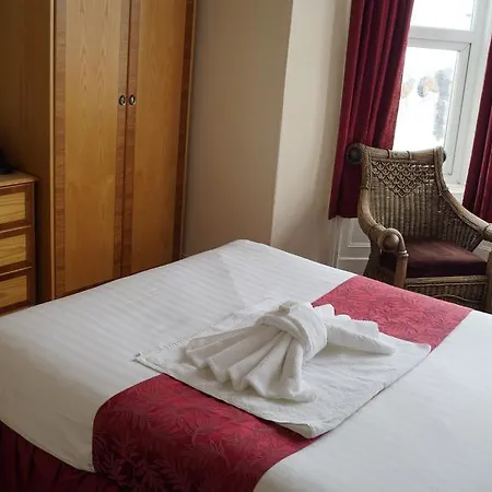 Hotel Gainsborough And Bar