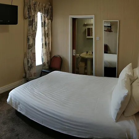 Kingsway 3*