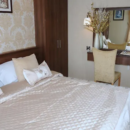 The Edenfield Apartment *