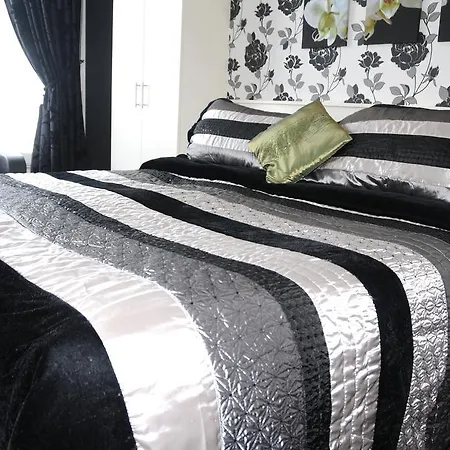 The Edenfield Apartment *
