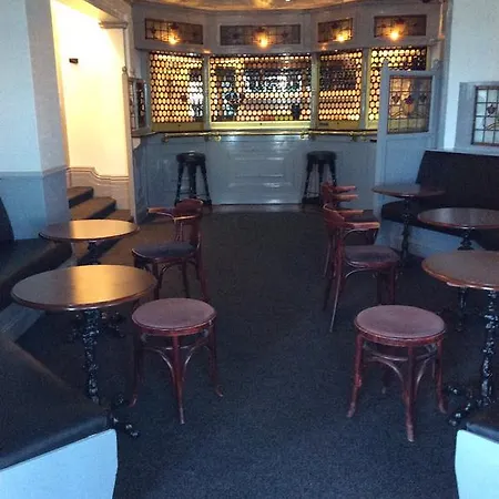 Stretton Hotel